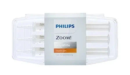 Philips Zoom Daywhite kit includes three take-home whitening syringes for brightening teeth